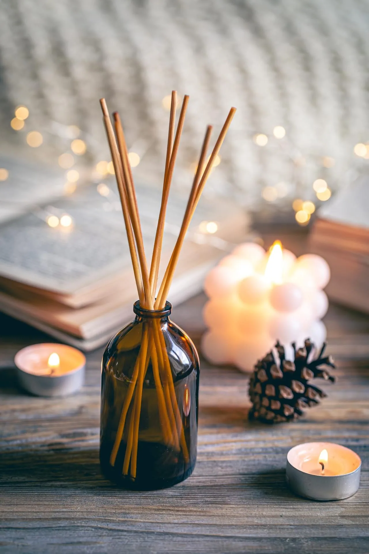Reed diffuser and home fragrance set
